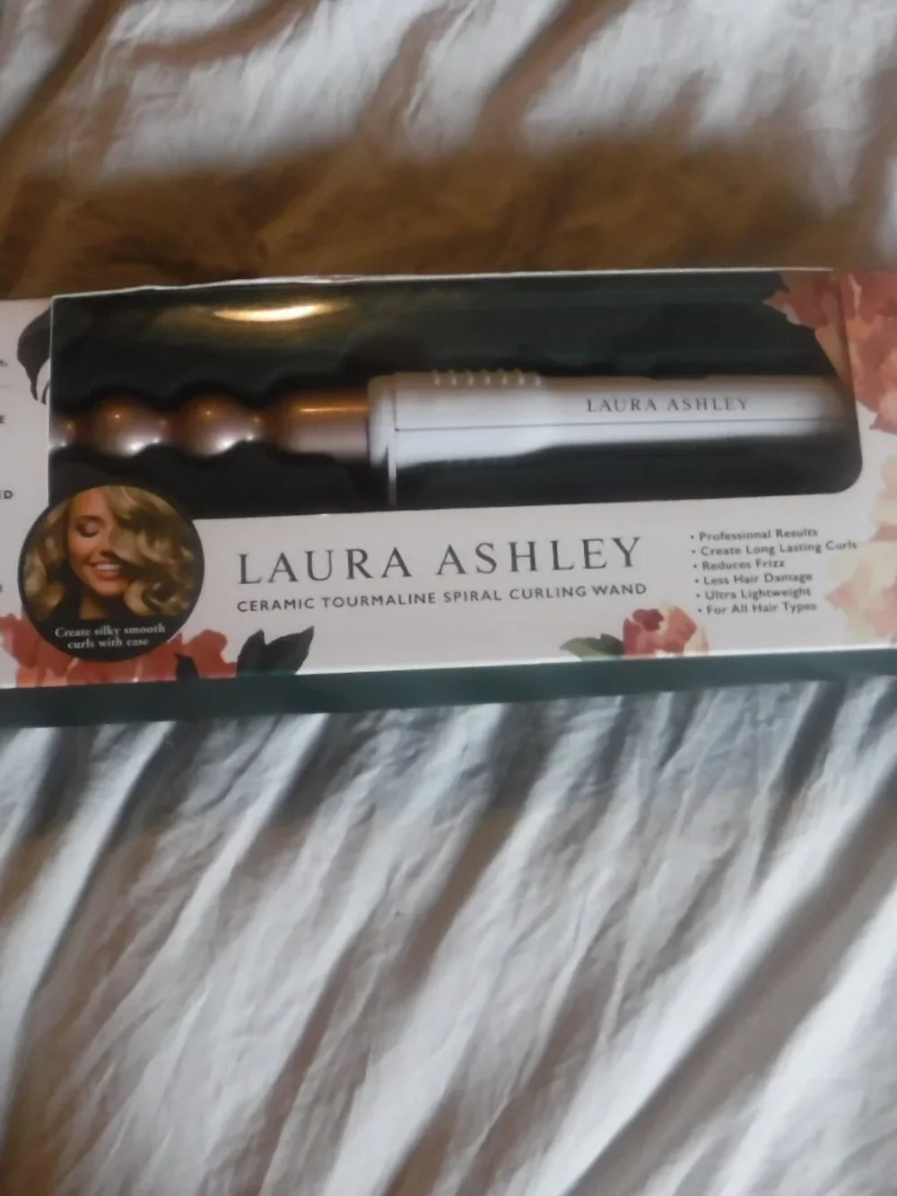 Laura Ashley Tourmaline Ceramic Spiral Curling Wand Rose Gold All Hair Types NEW